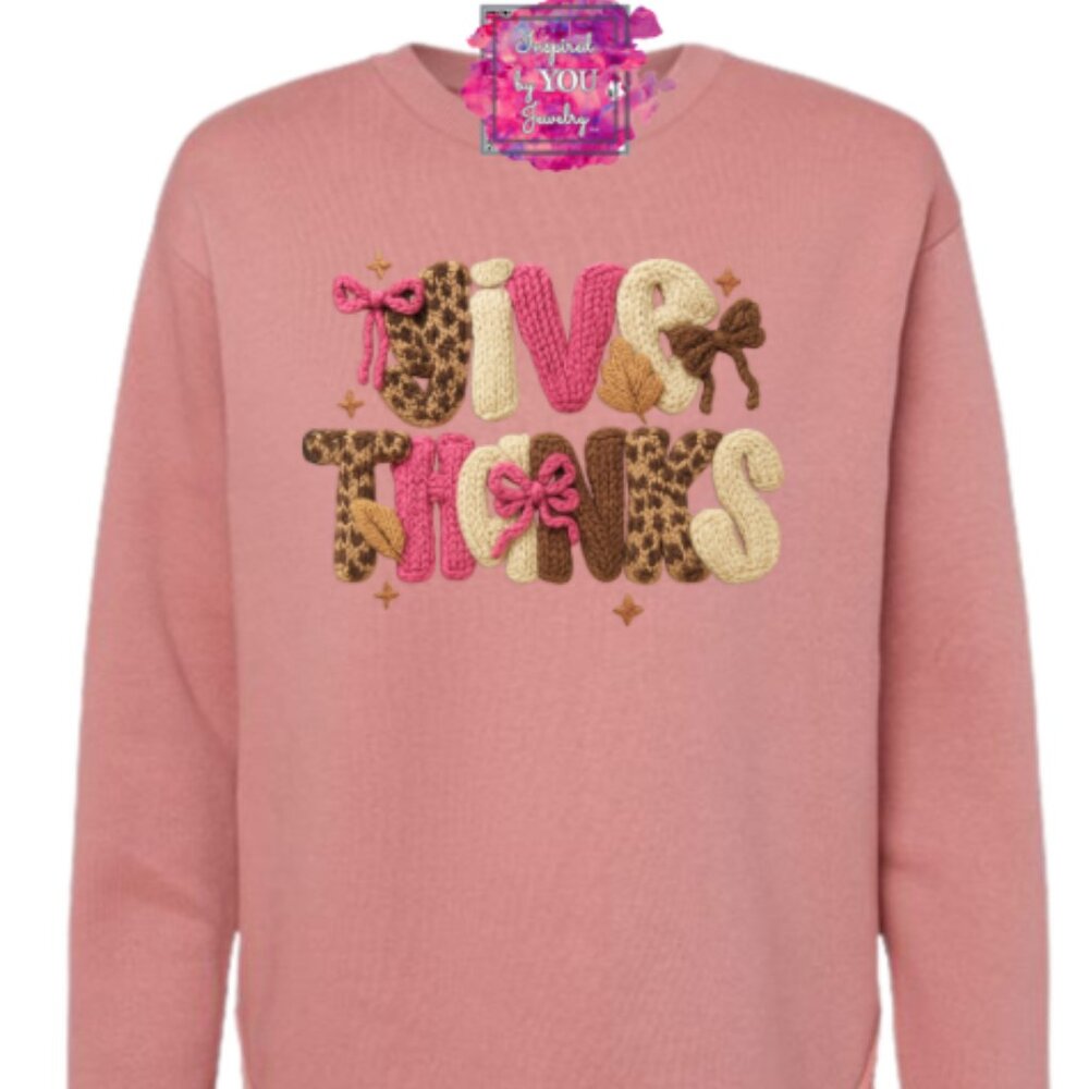 Give Thanks Weekend Fleece